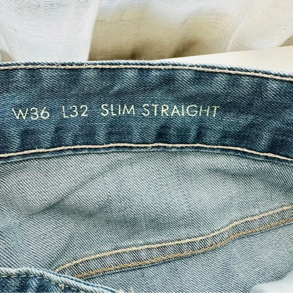 Calvin Klein Slim Straight 36/32